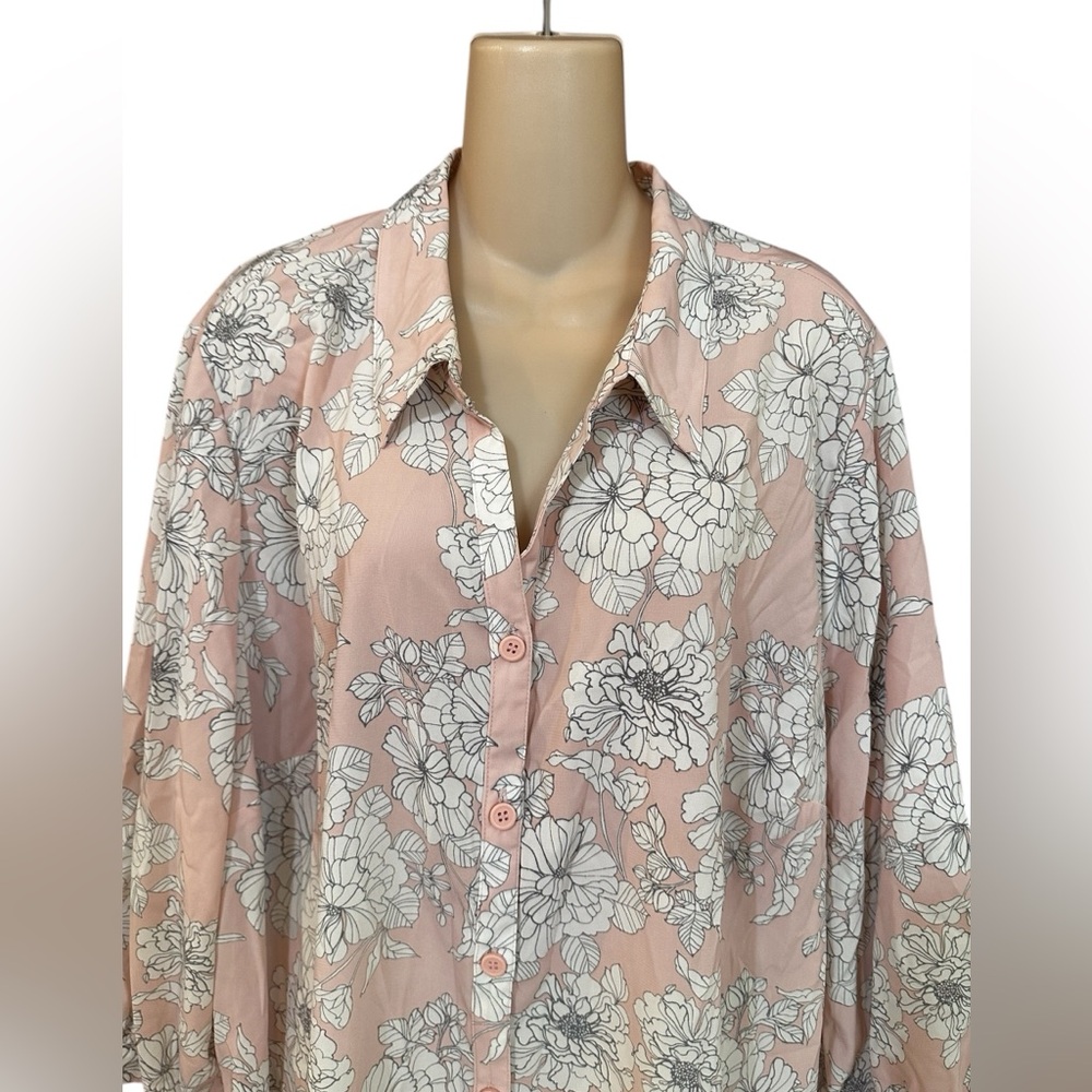 Catherine's Plus Size Pink Floral Button Front Tunic Top - Picture 3 of 8